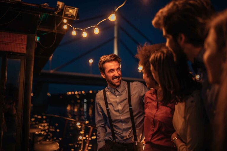 Unlocking the Power of Visuals: How to Create Stunning Videos that Captivate Audiences